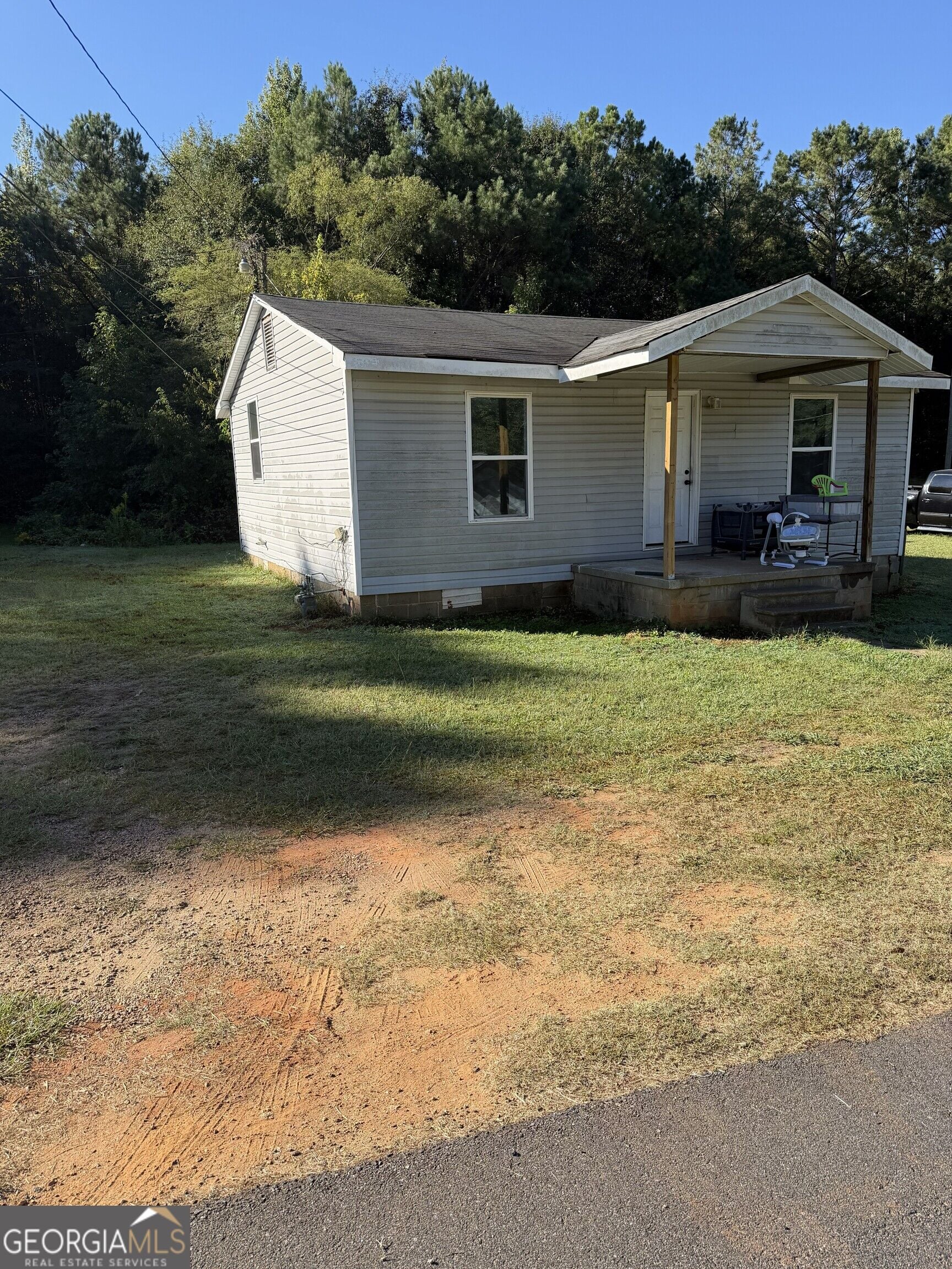 44 Geter Cir, Newnan, GA 30263