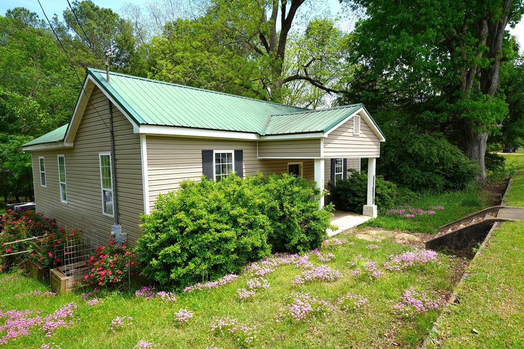 152 College Street, Hamilton, GA, 31811-5330