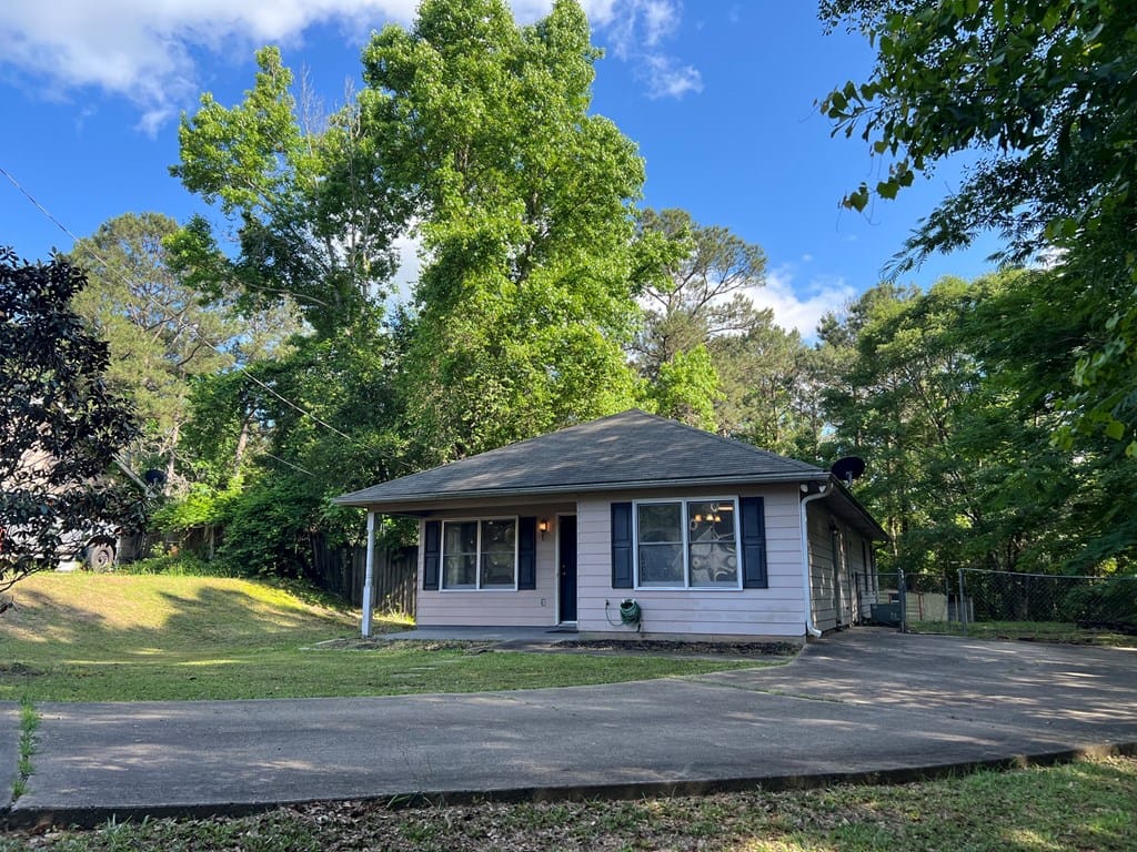 71 Lee Rd #2010, Phenix City, AL 36870