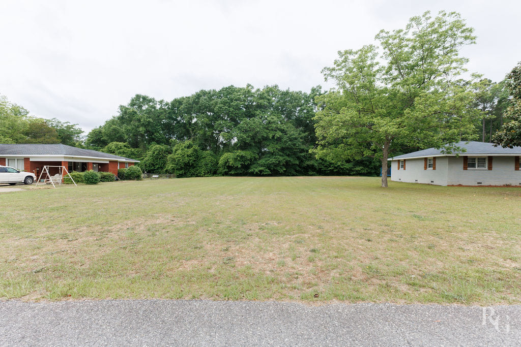 1906 HARBUCK, Phenix City, AL, 36870 — Photo 2