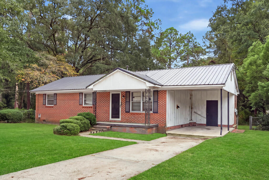 1210 West Gordon Avenue, Albany, GA, 31707
