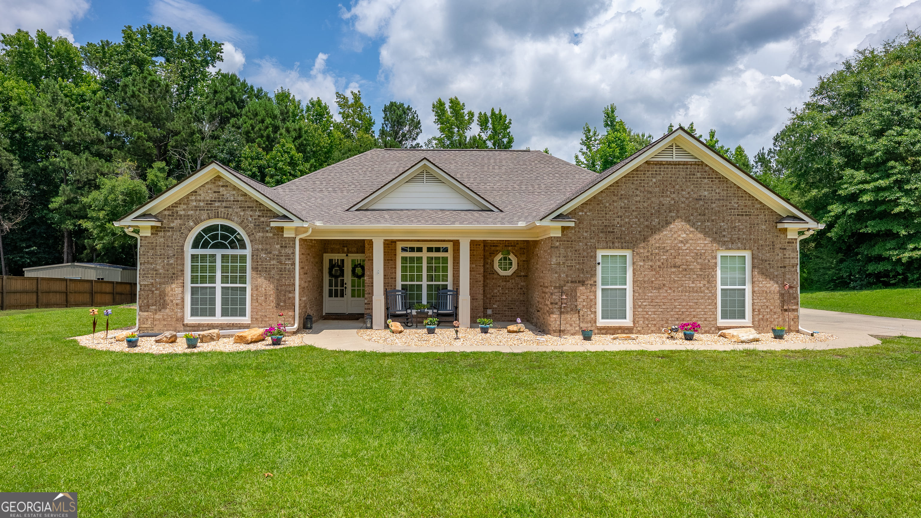 28 W Teddy Bear Ln, Waverly Hall, GA 31831