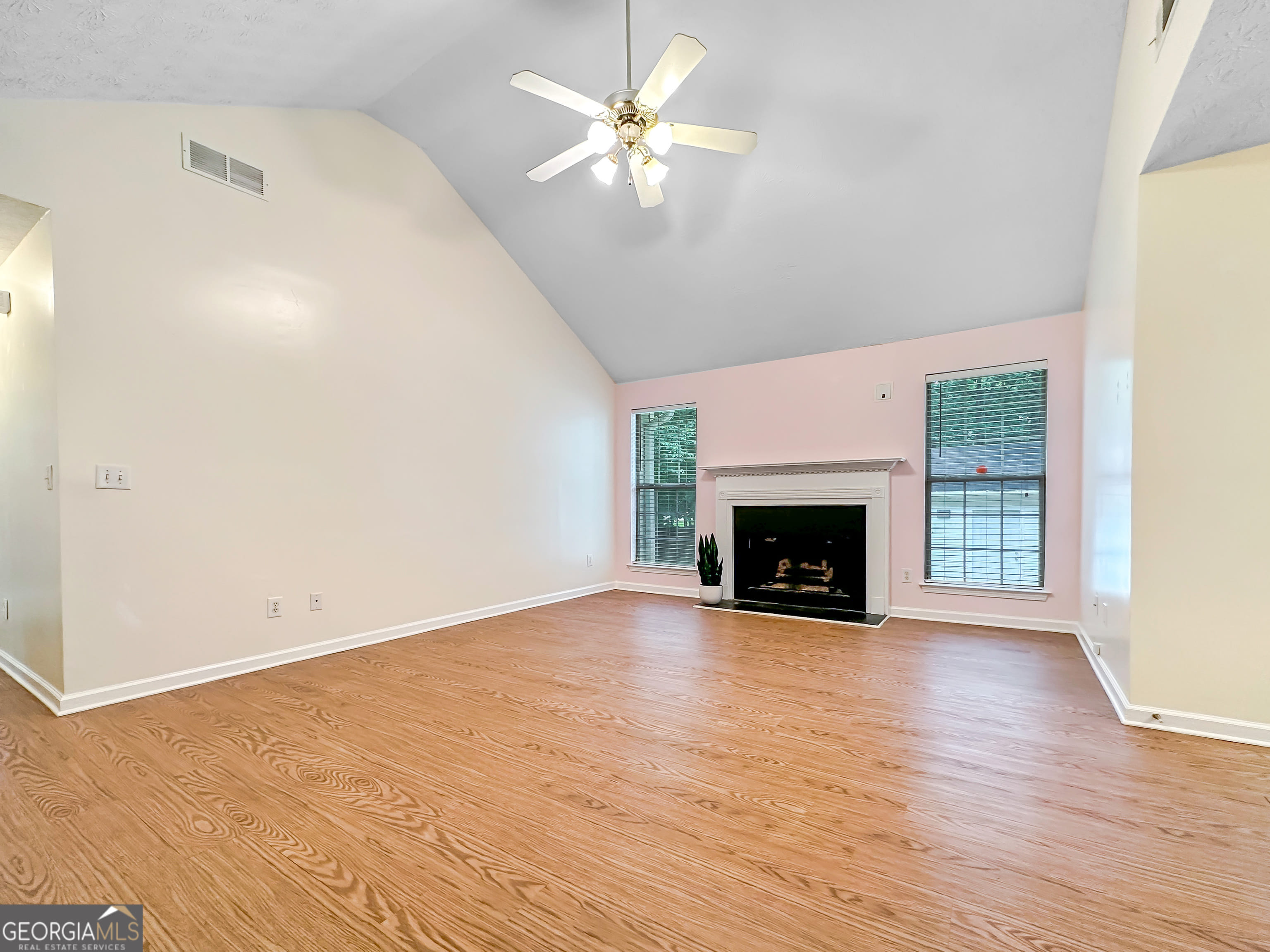20 Hayward Bishop Ct, Senoia, GA 30276