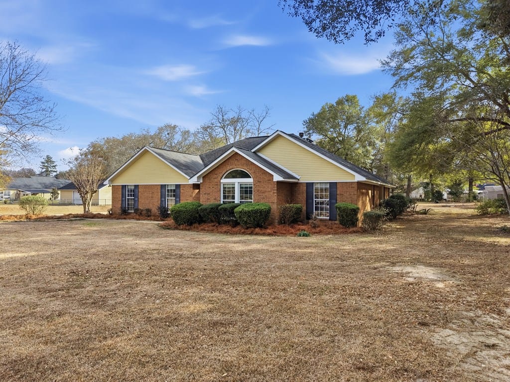 115 Knollwood Dr, Leesburg, GA 31763