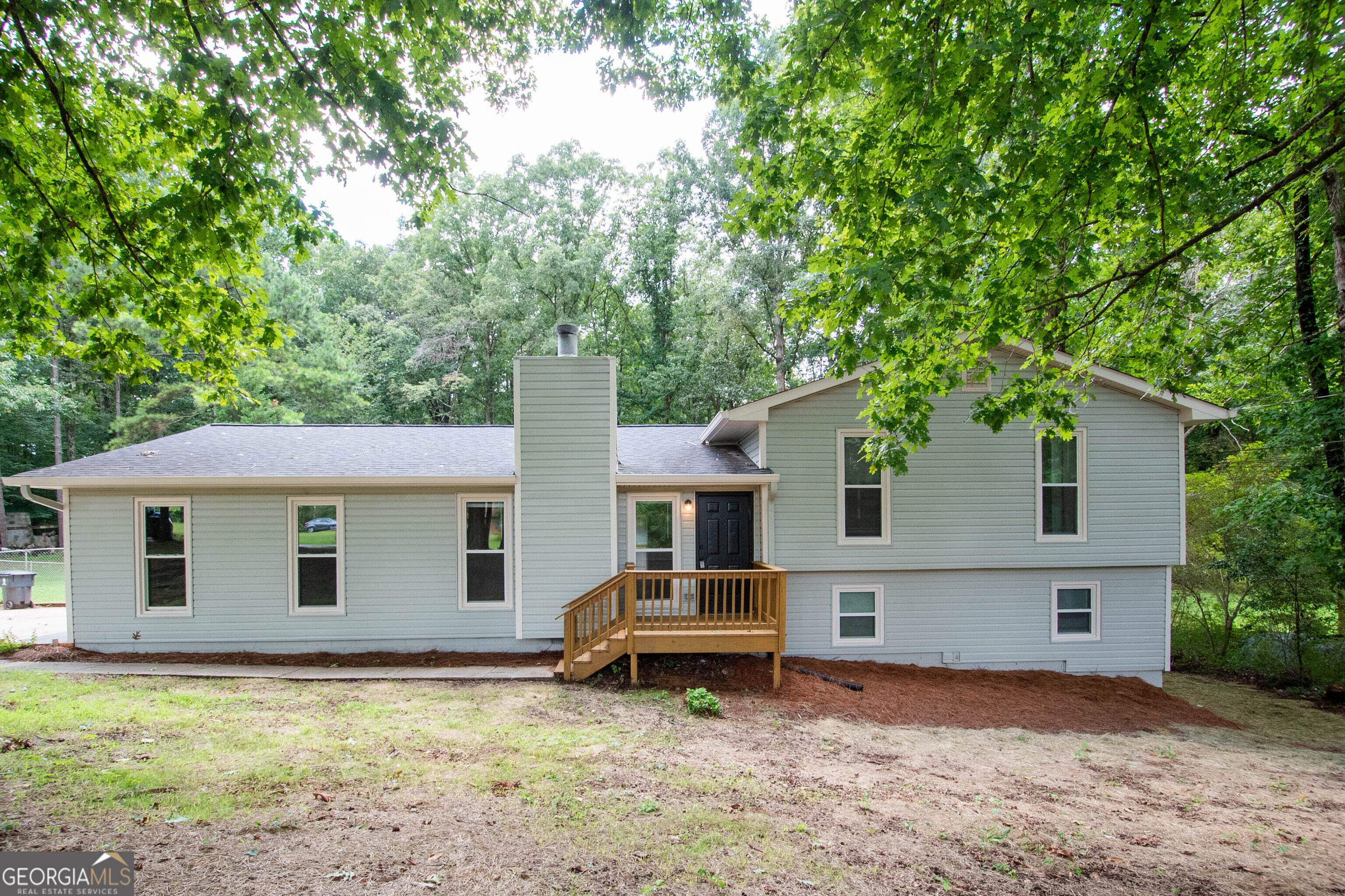 240 Hearthstone Dr W, Newnan, GA 30263