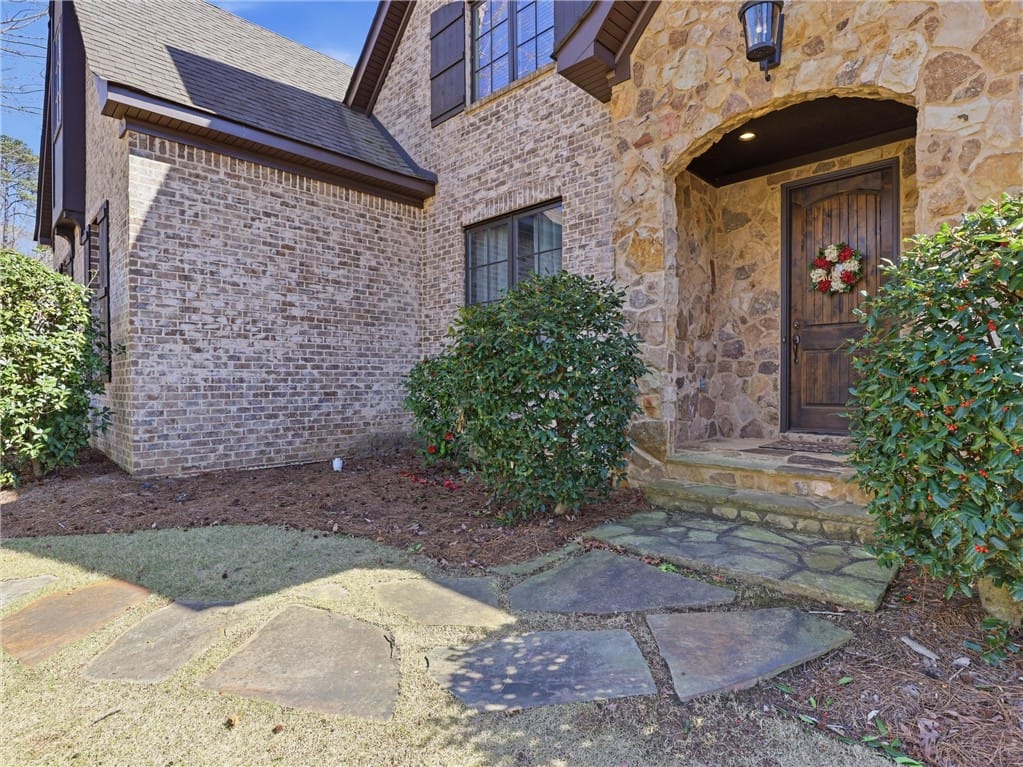 1589 Marie Loop, Auburn, AL 36830, USA, A charming brick exterior with stone accents welco