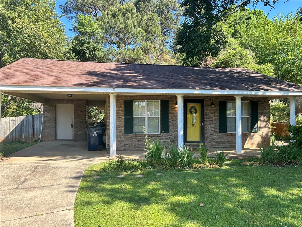 785 Iroquois Circle, Auburn, AL, 36830