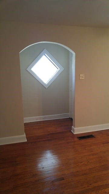 1002 7th Ave, Albany, GA 31701, A side - foyer