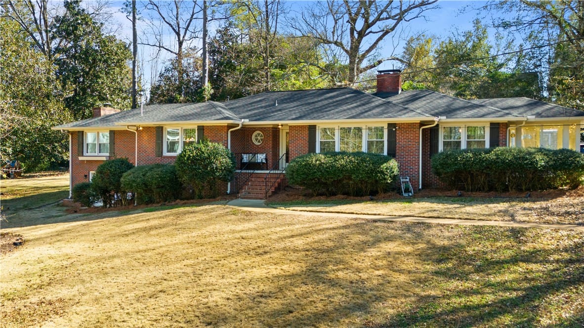 909 LAKESHORE, Opelika, AL, 36801