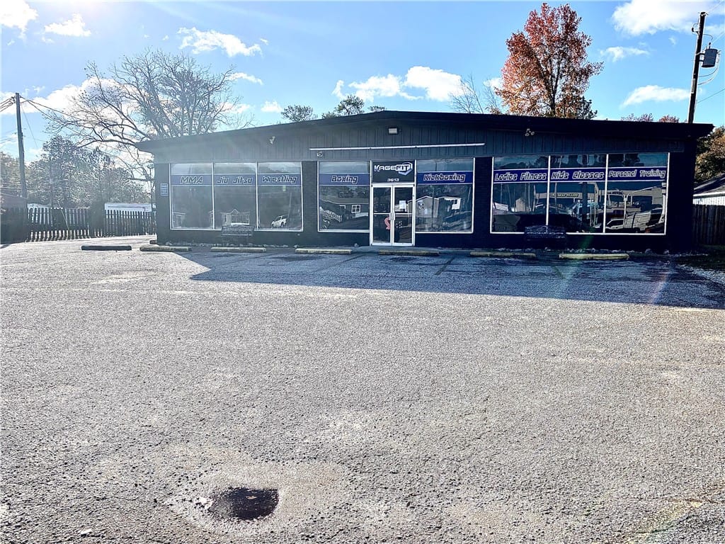 3613 PEPPERELL, Opelika, AL, 36801, Front Elevation W/ Parking