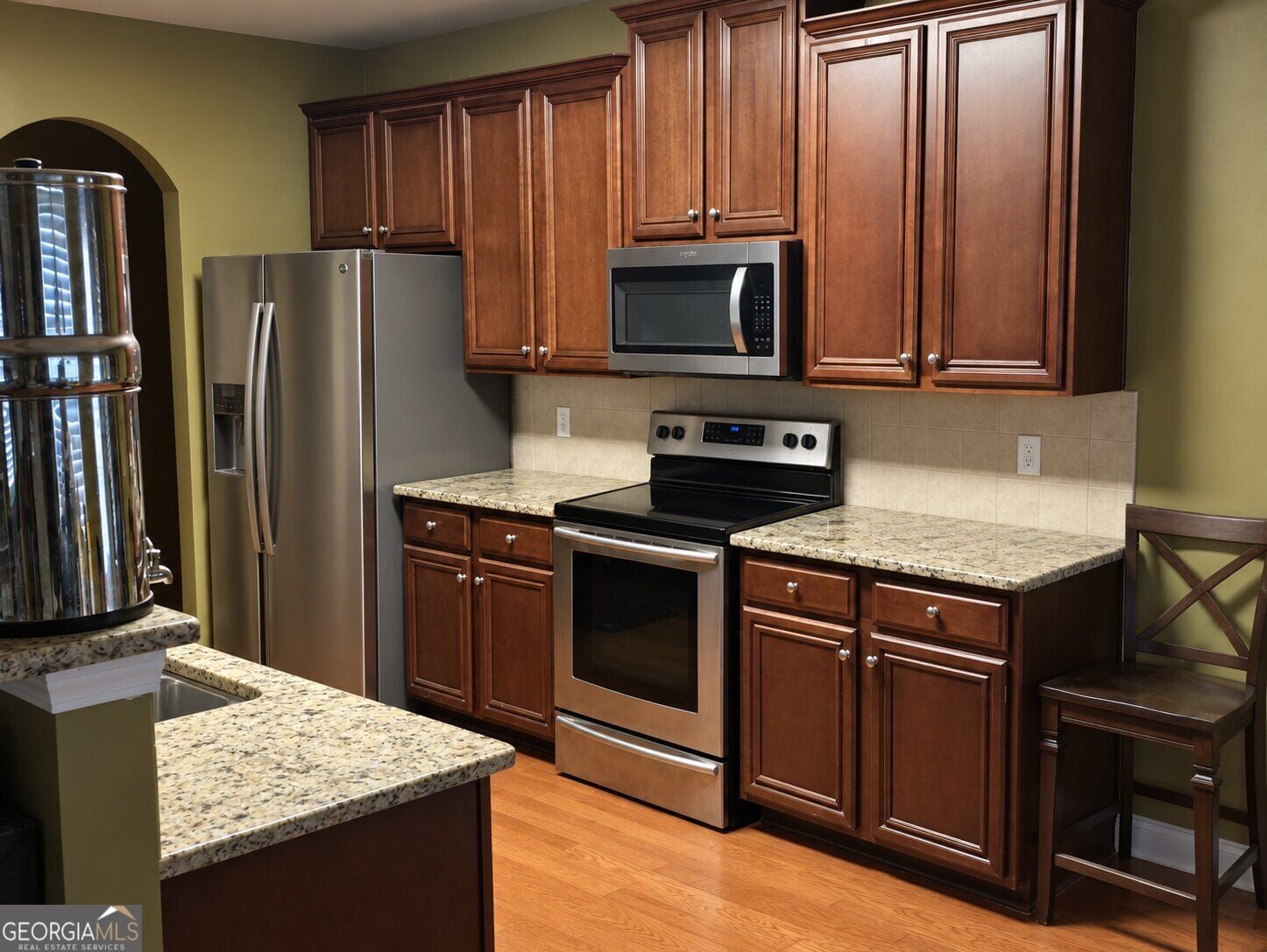 3825 Kings Bridge Dr, Douglasville, GA 30135