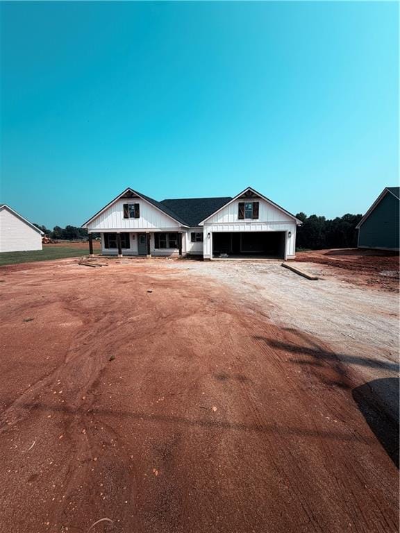 1099 30th St E, Valley, AL 36854