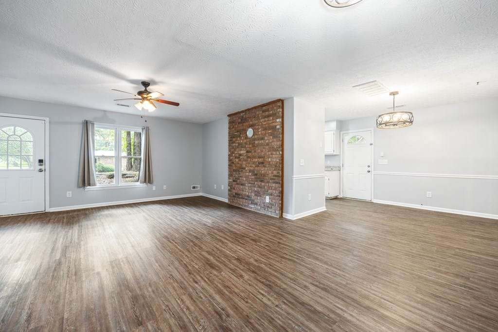 1604 Lokey Dr, Columbus, GA 31904