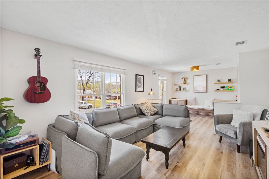 2010 Glenwood Drive, Opelika, AL, 36801 — Photo 3