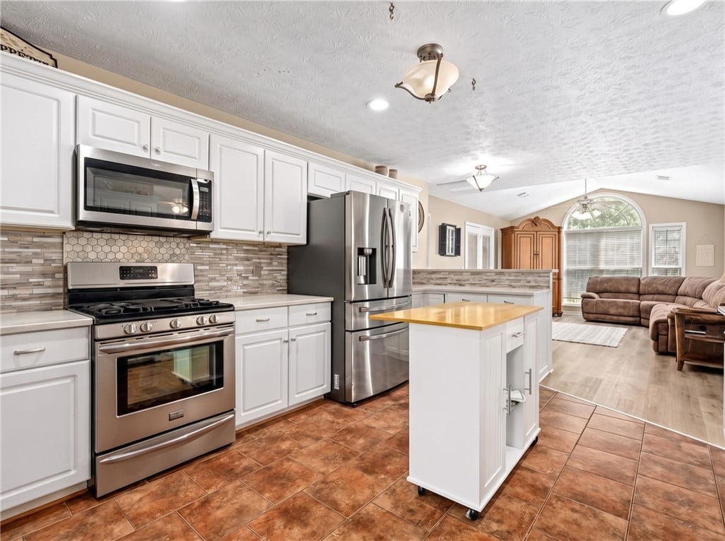 2481 Buckhead Rd, Auburn, AL 36832, An open floor plan connects the functional kitchen