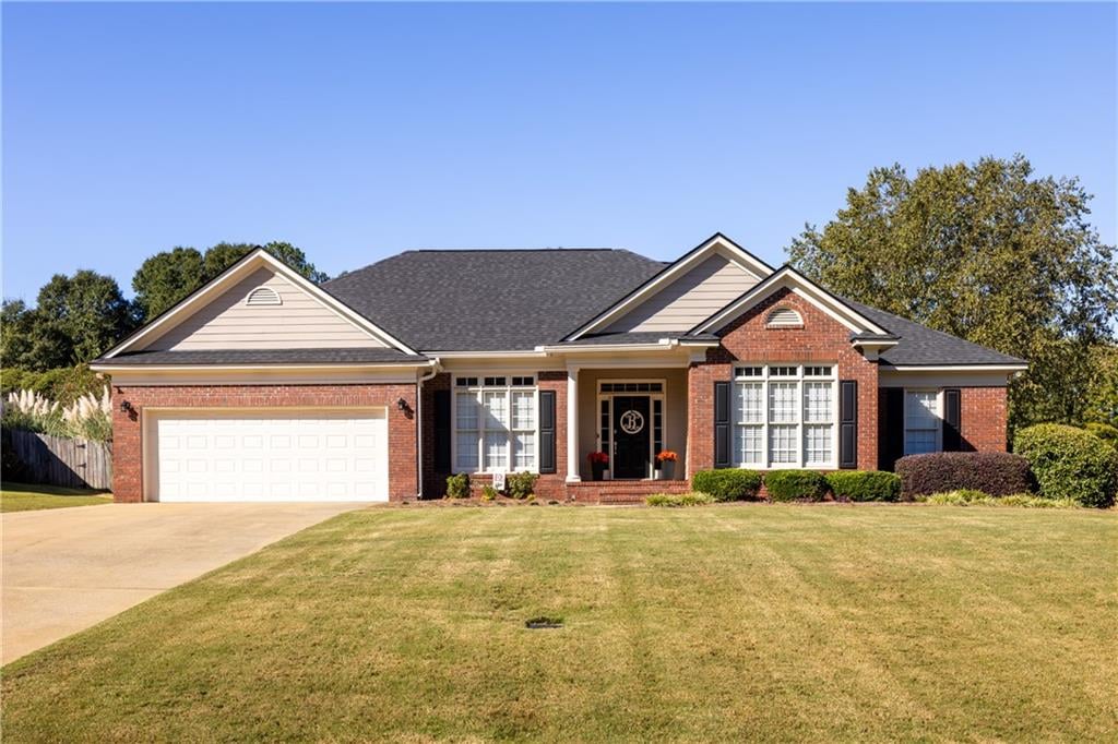 66 Buckhead Dr, Smiths Station, AL 36877