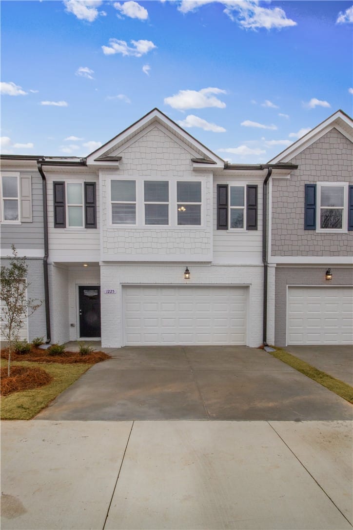 1225 McCoy Street, Opelika, AL, 36801