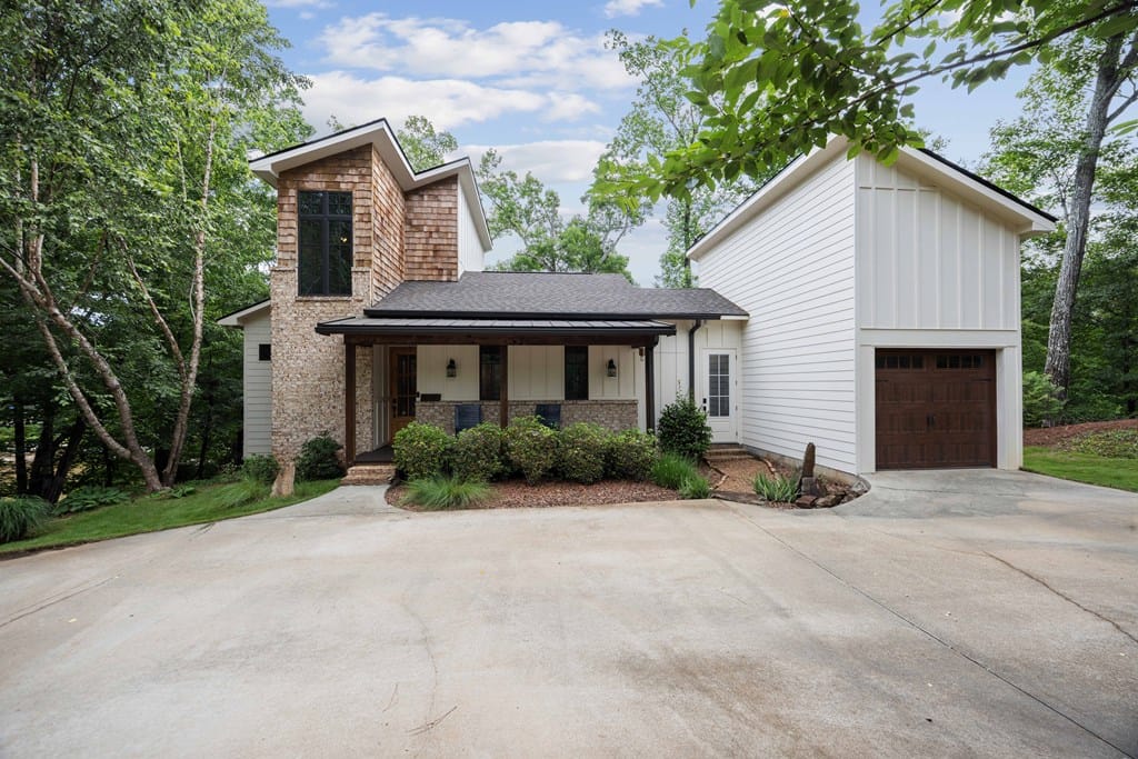 5089 Lick Skillet Rd, Hamilton, GA 31811