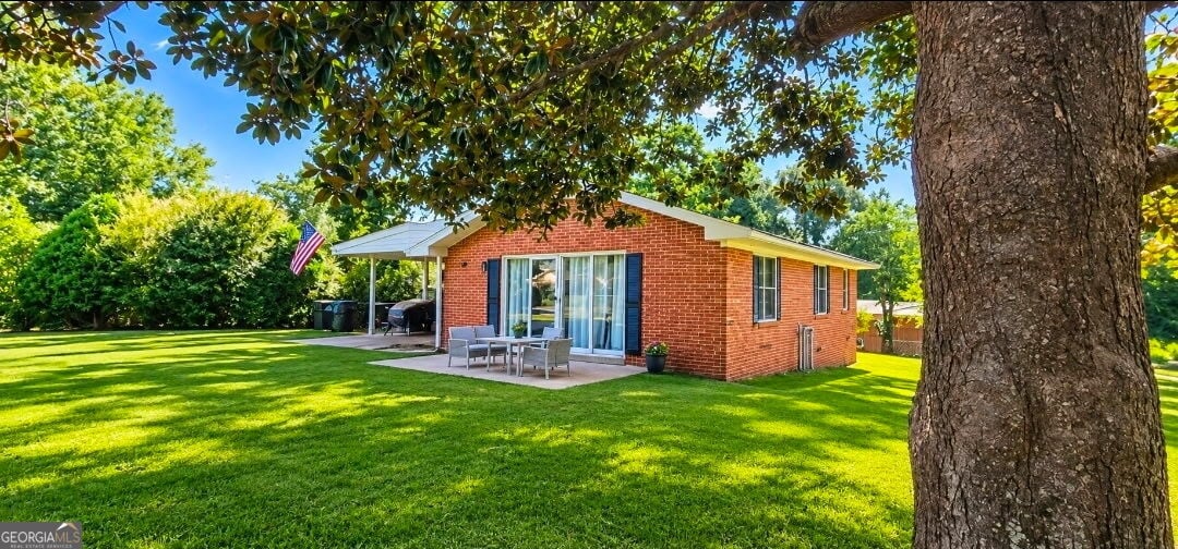 605 Peachtree Dr, Thomaston, GA 30286