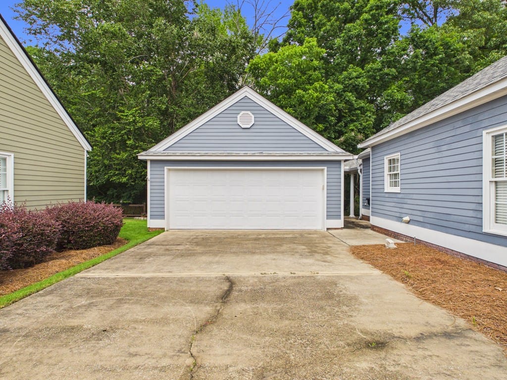 5119 Boone Links Ln, Columbus, GA 31909