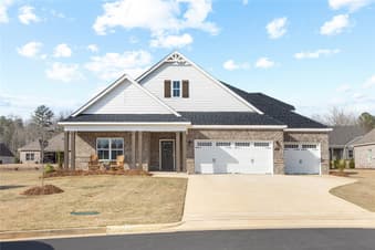 1529 EVERLY, Opelika, AL, 36801