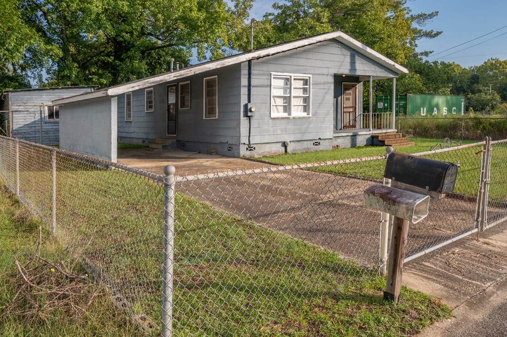 2100 17th Place, Phenix City, AL, 36867 — Photo 2