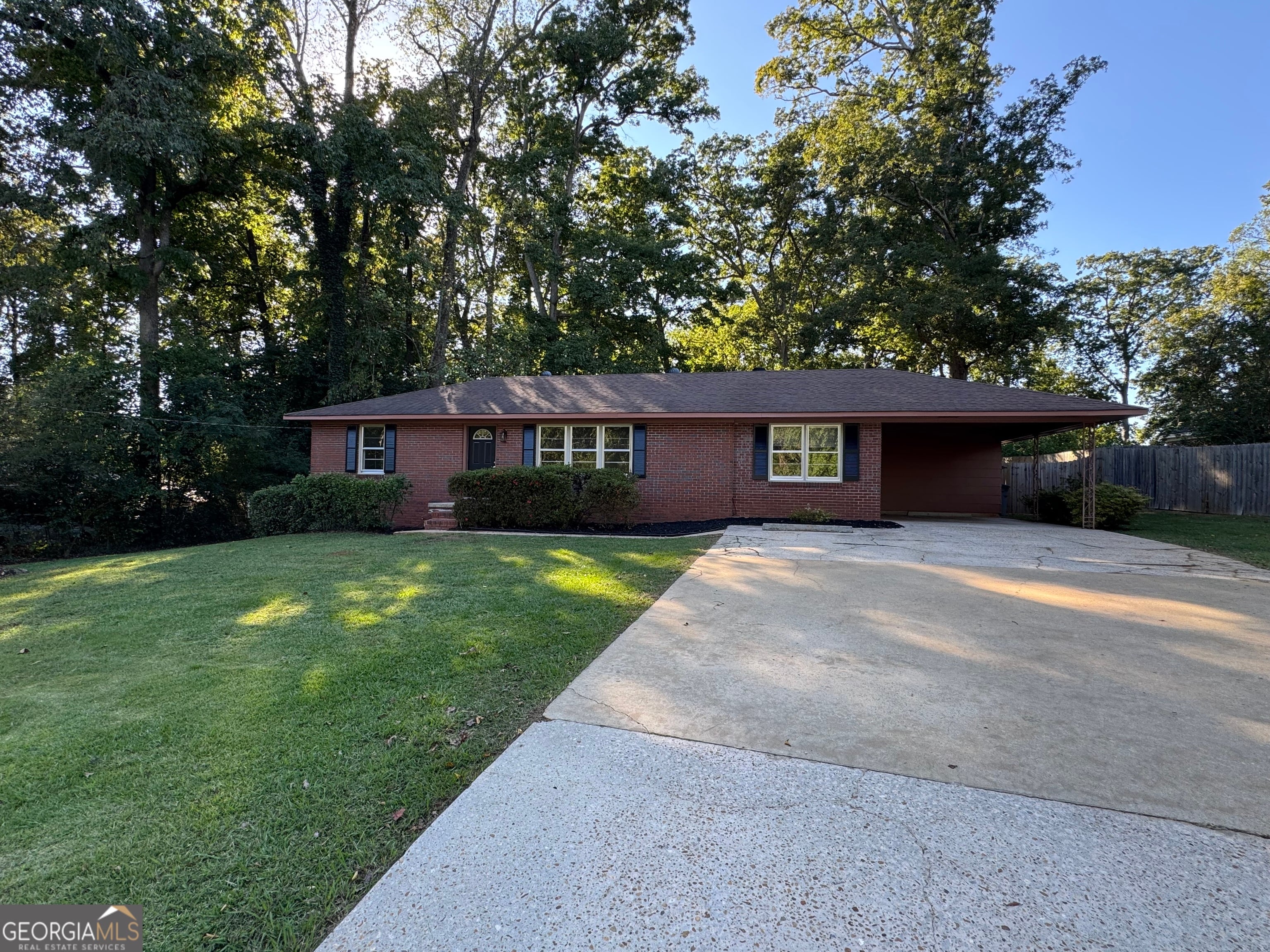 109 Dogwood Dr, LaGrange, GA 30241