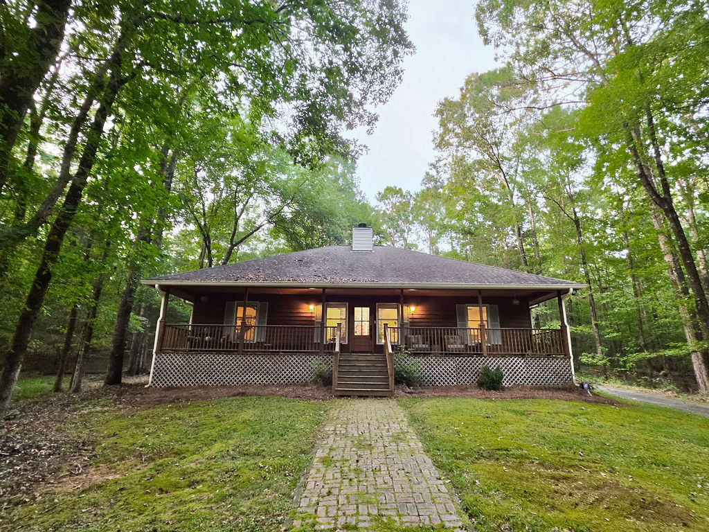 675 Jennifer Dr, Auburn, AL 36830