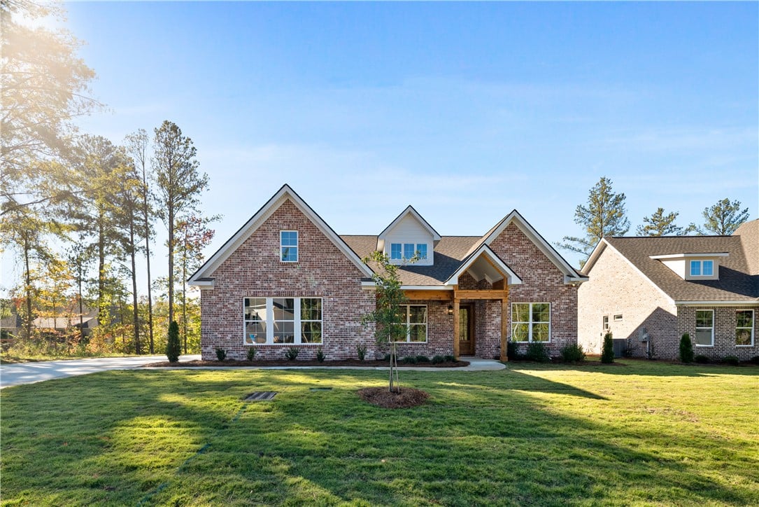 2339 Dalby Pl, Opelika, AL 36804