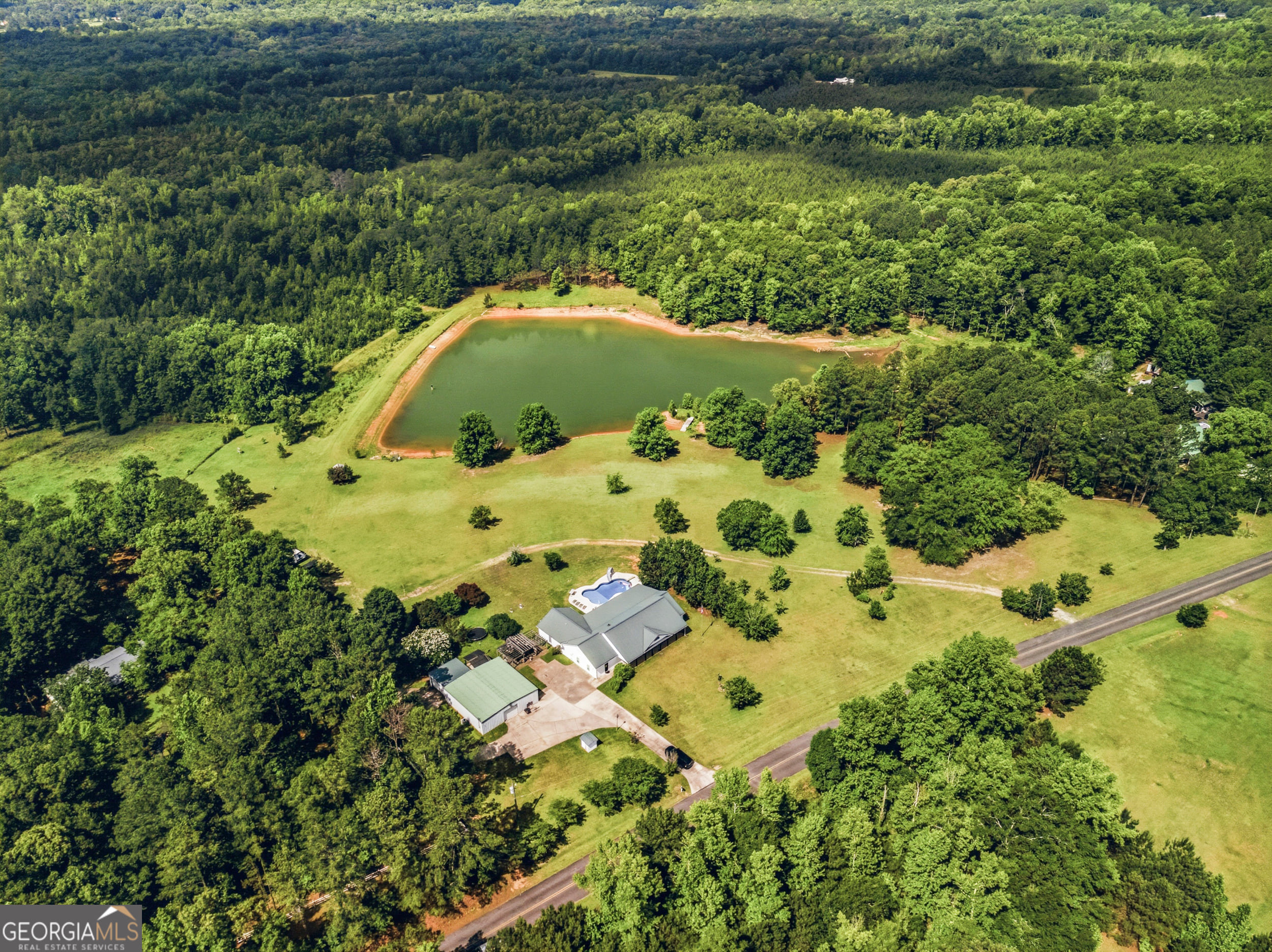 1766 L L Revell Rd, Manchester, GA 31816