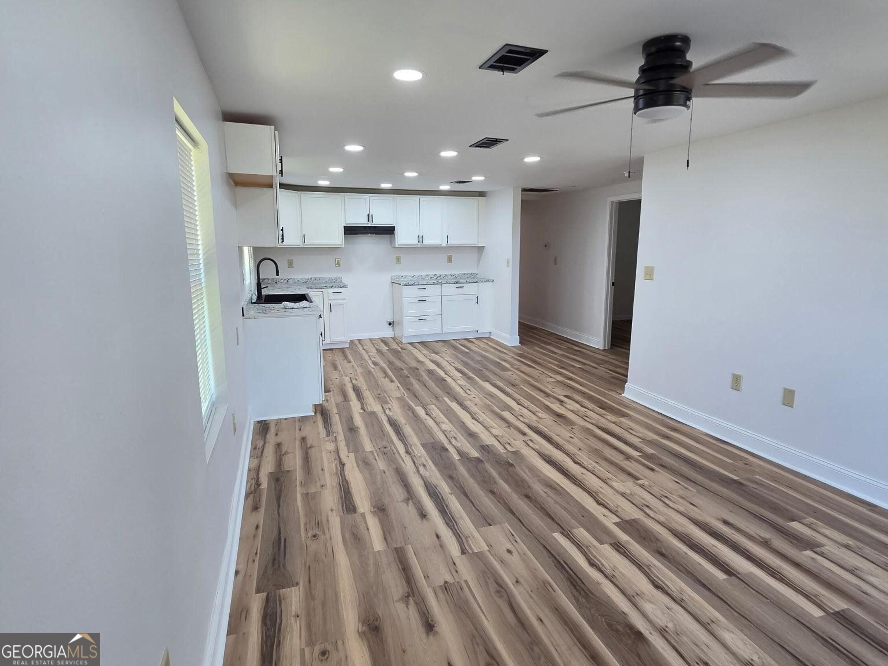 2336 Woodlawn Ave, Tifton, GA 31794