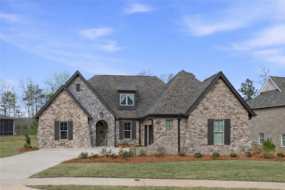 1637 James Burt Parkway, Auburn, AL, 36830