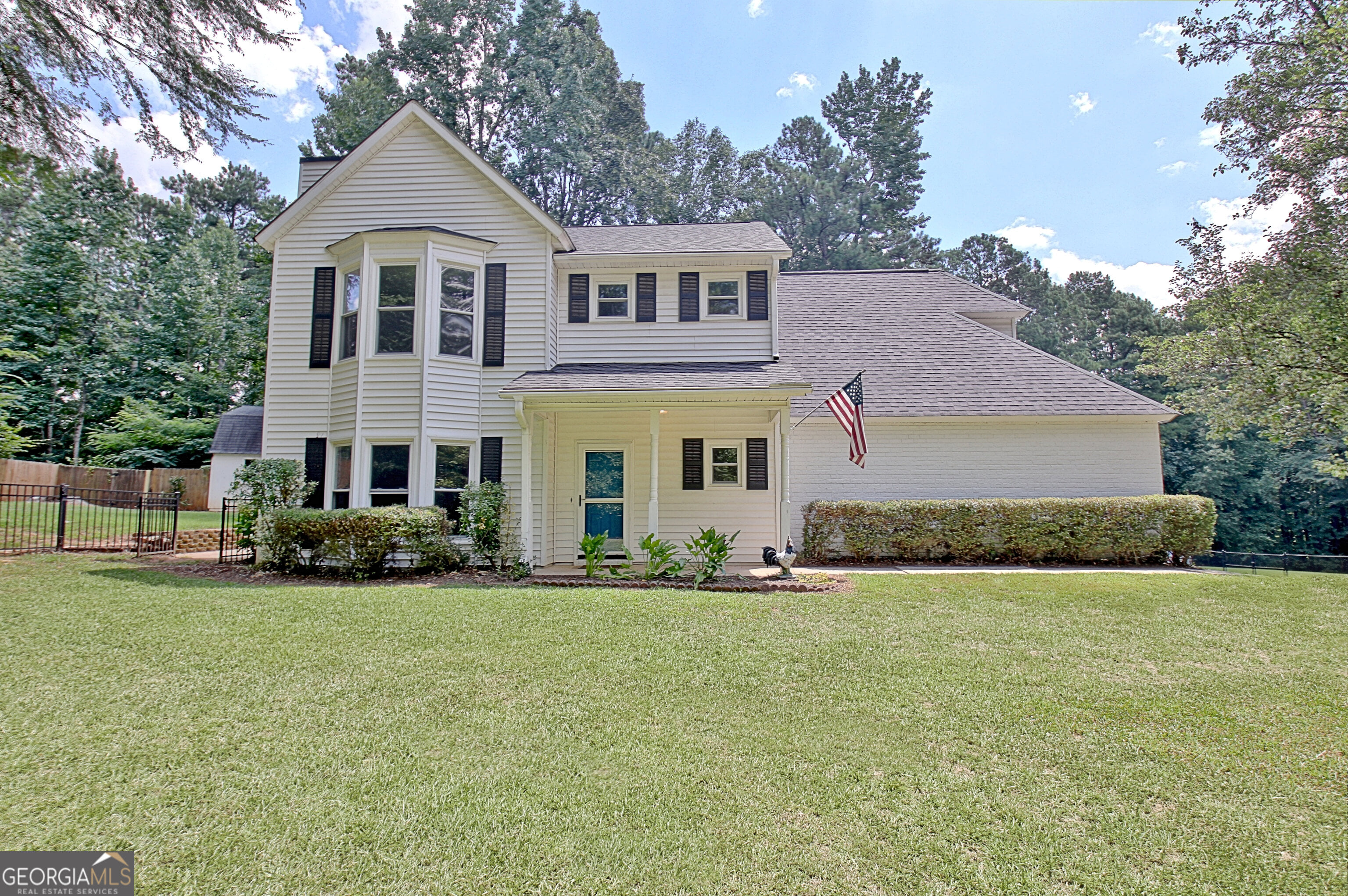 1359 Fischer Rd, Sharpsburg, GA 30277