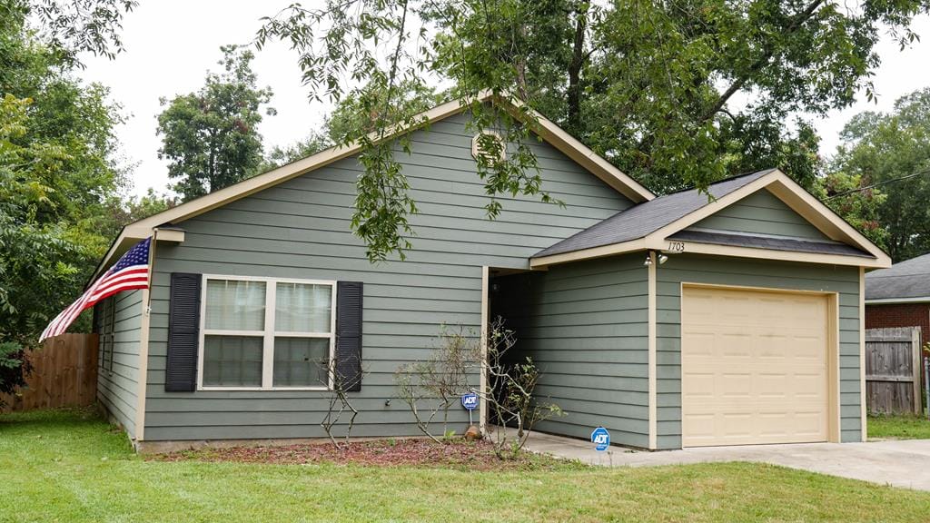 1703 17th Avenue, Phenix City, AL, 36867