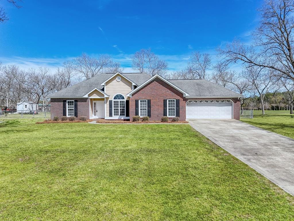 100 Wisteria Lane, Leesburg, GA 31763