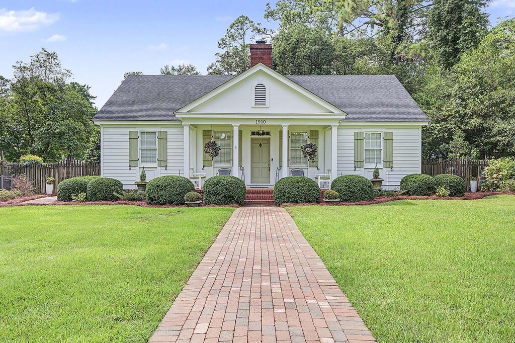 1910 Pineknoll Lane, Albany, GA, 31707