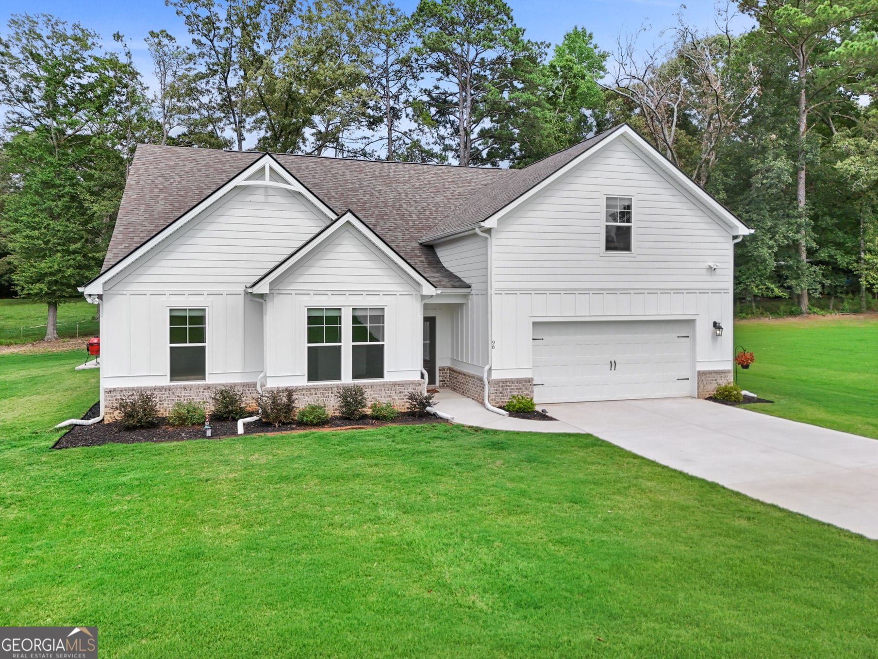96 Whites Pond Rd, Moreland, GA, 30259