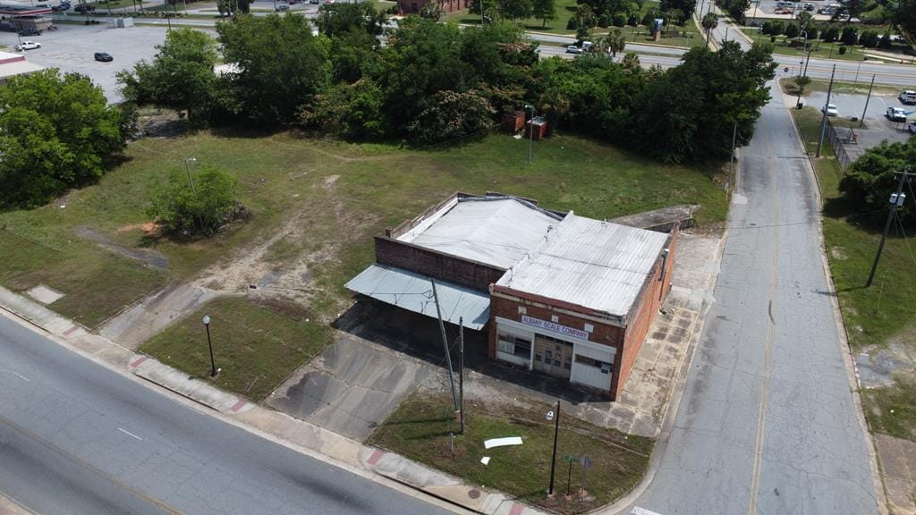 200 E Broad Ave, Albany, GA 31705