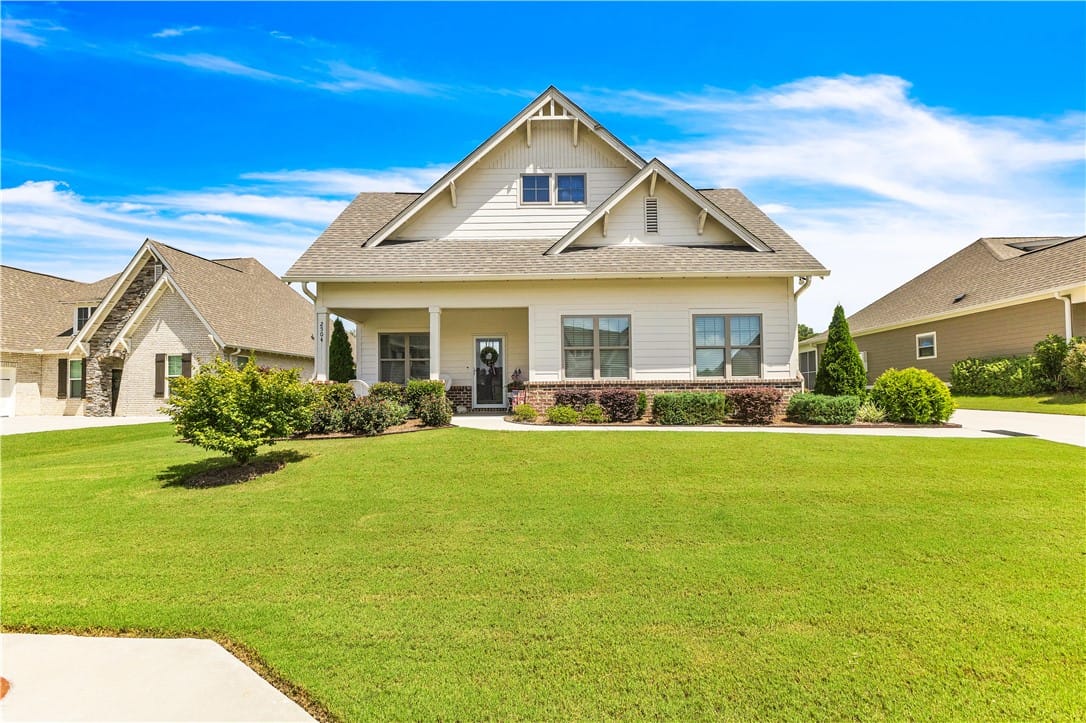 2504 FountainView Ct, Auburn, AL 36832