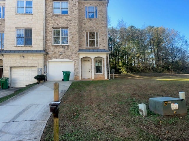 4861 Pinnacle Drive, Stone Mountain, GA, 30088 — Photo 2