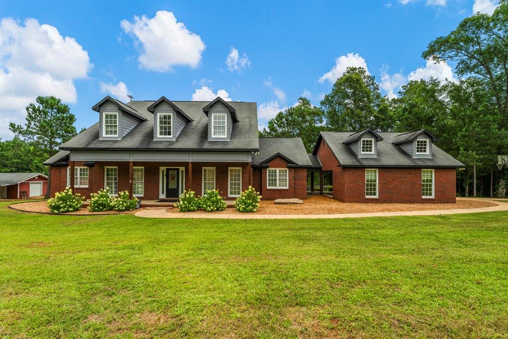 1309 Kings Gap Rd, Hamilton, GA 31811