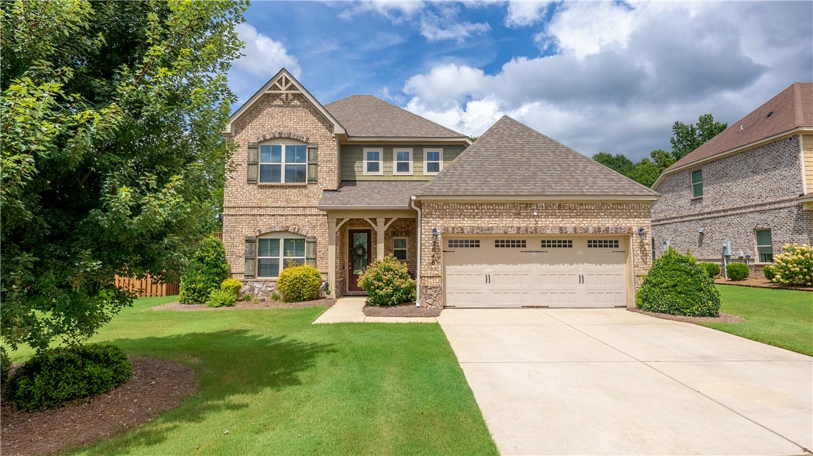 2646 Salford St, Auburn, AL 36832