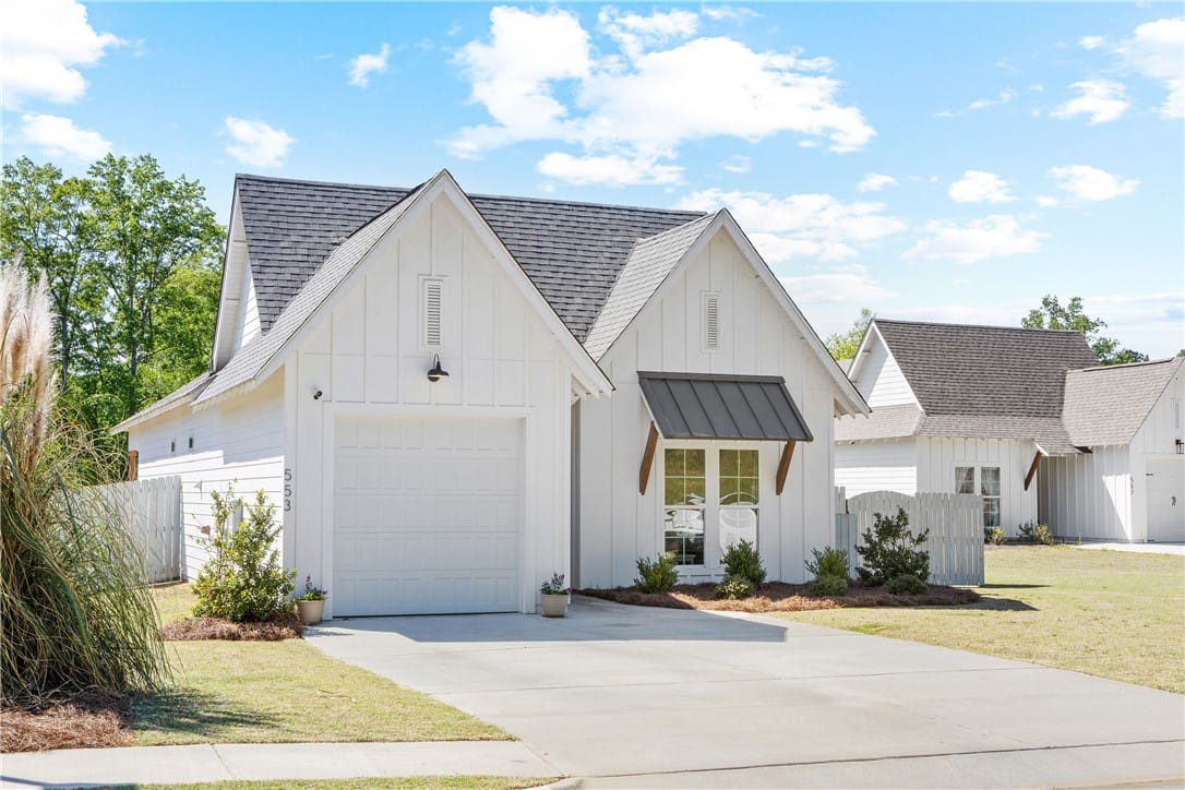 553 N Cedarbrook Dr, Auburn, AL 36830, White board and batten siding with a gray roof cre