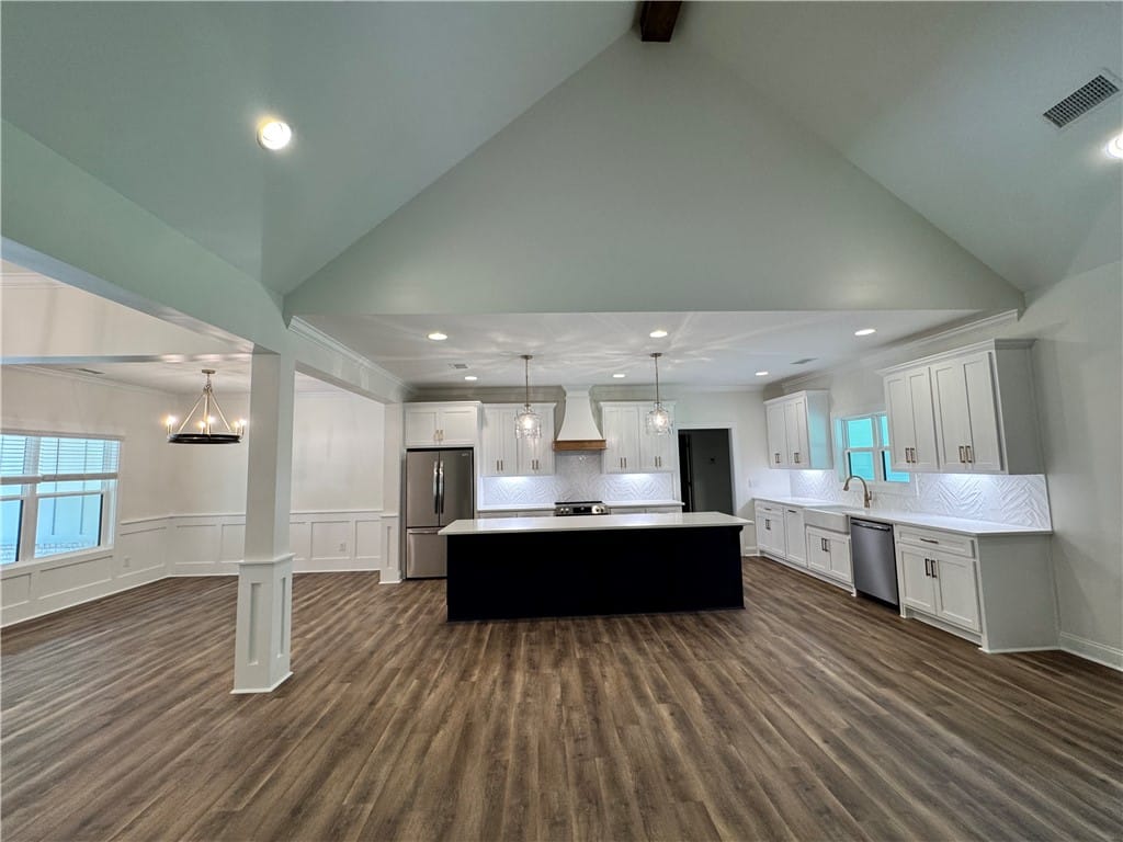 8953 LEE ROAD 175, Salem, AL, 36874, An airy, open-concept kitchen and dining area prov