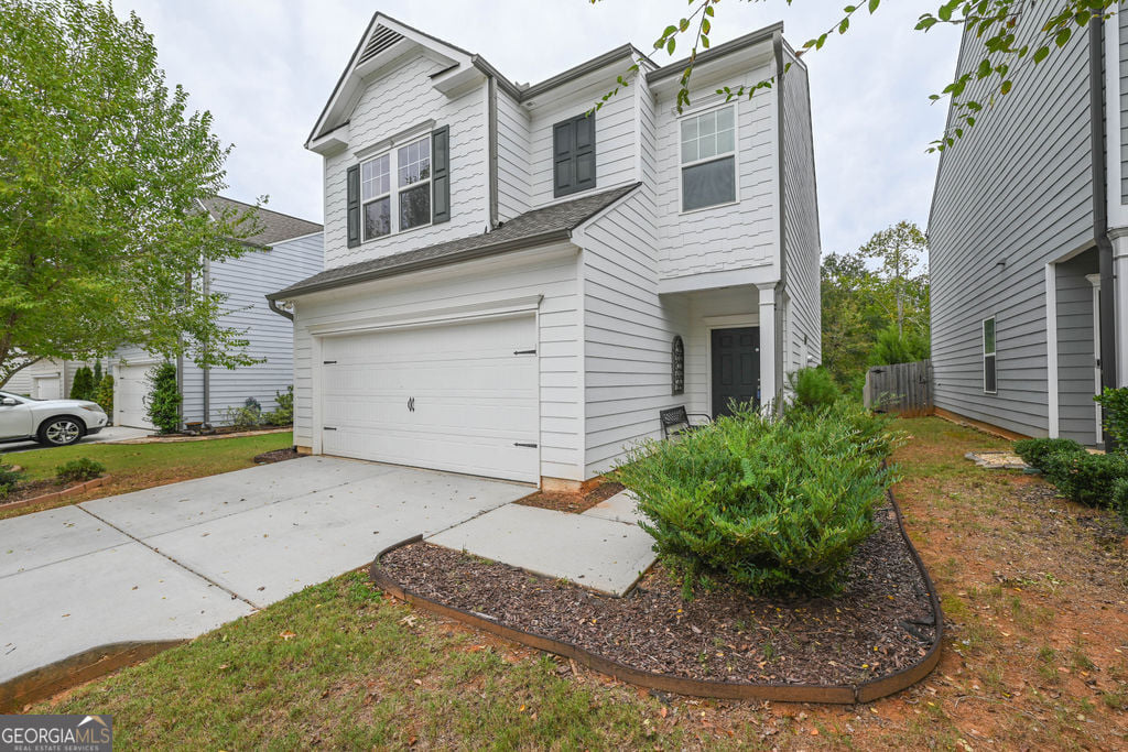 102 Newnan Lakes Blvd, Newnan, GA 30263