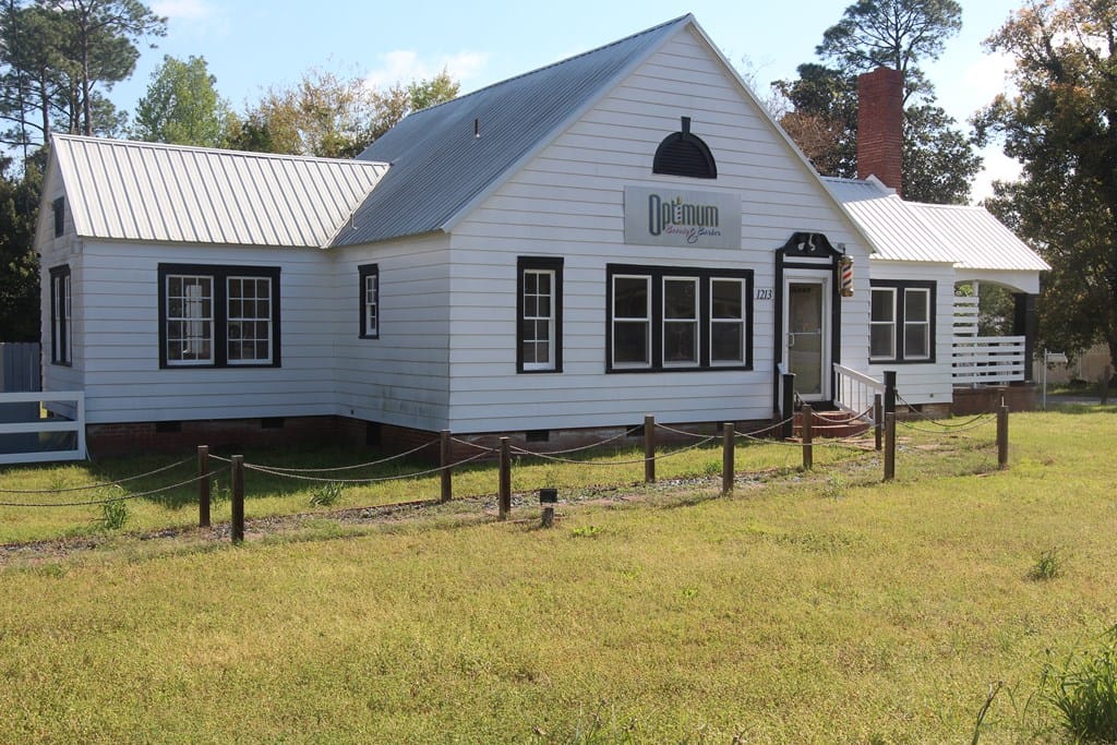 1213 Dawson Rd, Albany, GA 31707
