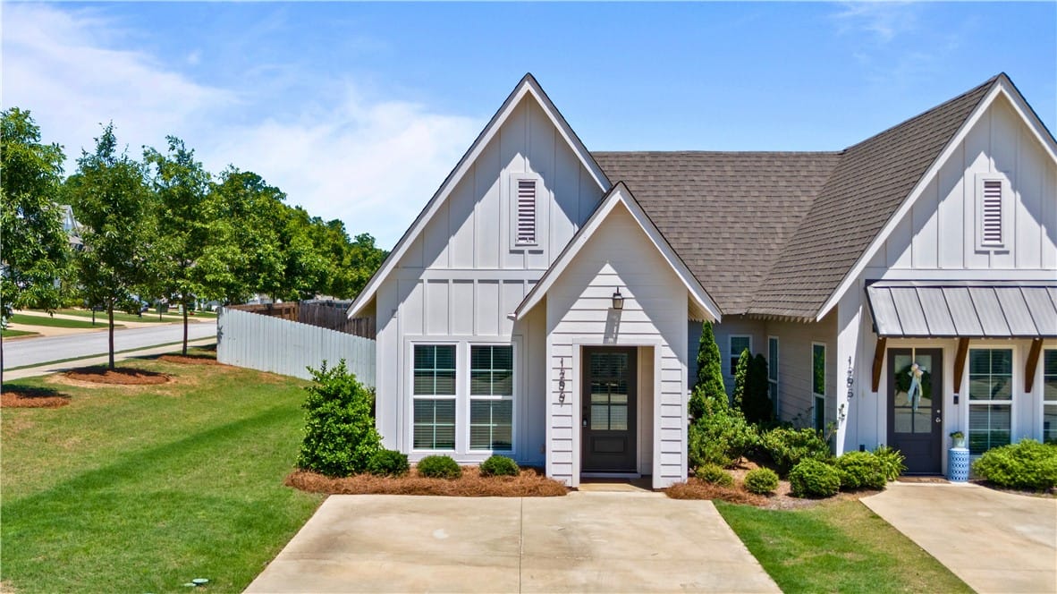 1299 Burrow Circle, Opelika, AL, 36801