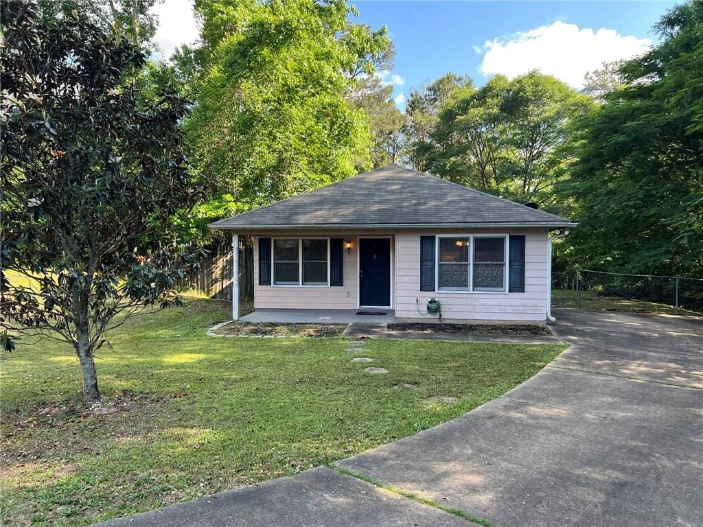 71 Lee Road 2010, Phenix City, AL, 36870 — Photo 1