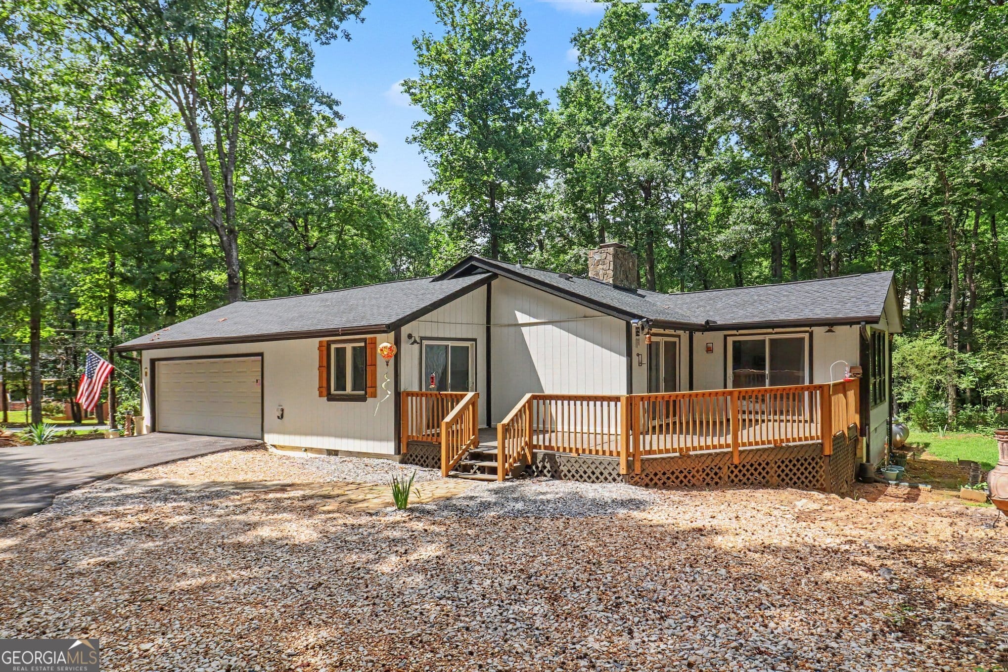 102 McKinley Cir, LaGrange, GA 30240