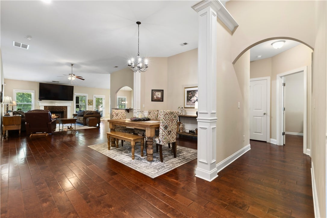 1101 Hampstead Ln, Opelika, AL 36801